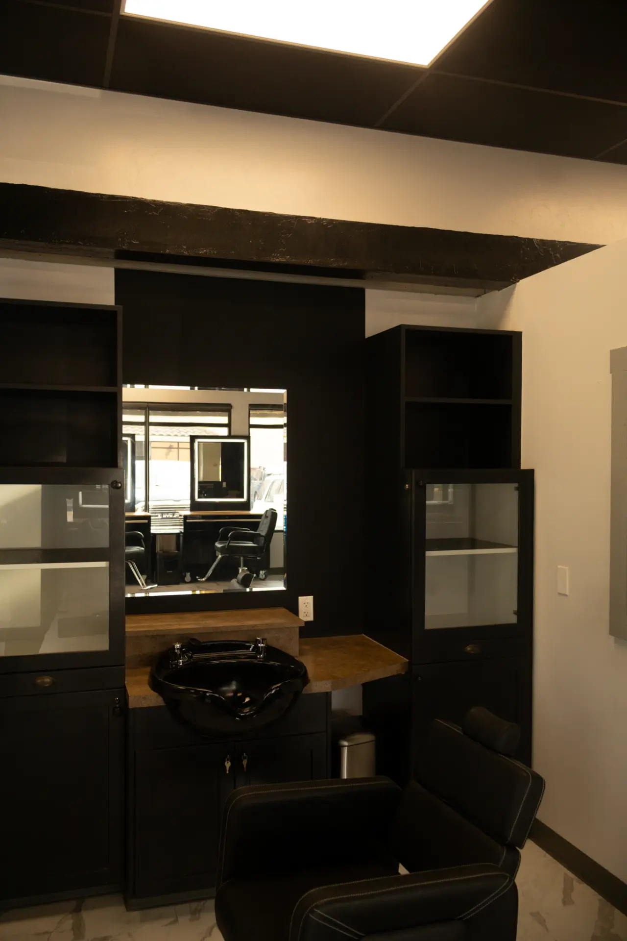 Wet Hair Stations inside 10th Ave Luxury Suites
